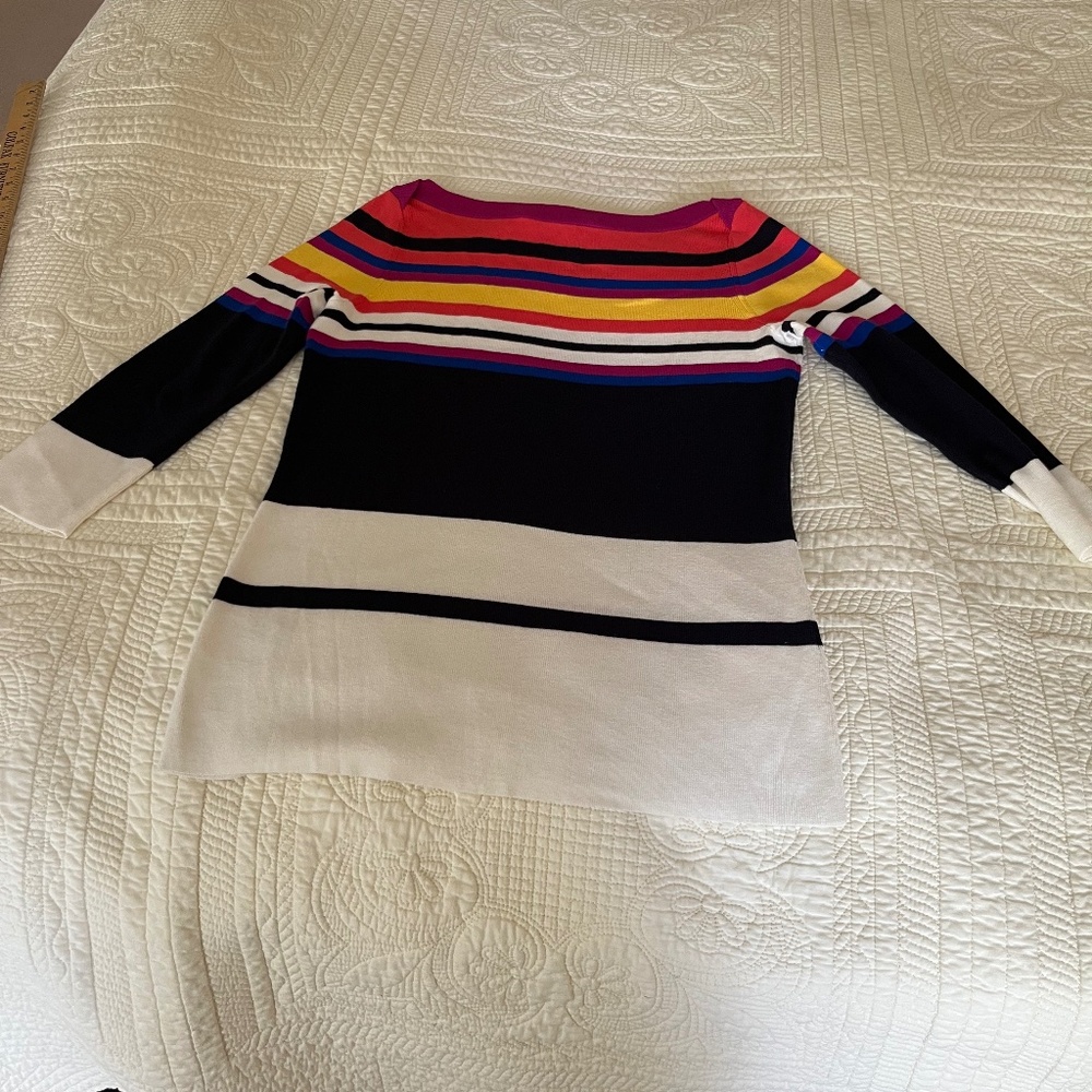 Boston Proper - 3/4 sleeve - pullover lightweight sweater - Rayon and polyester